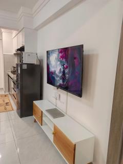 Cozy,Modern ,Fast WiFi opposite GTC - 8