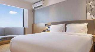 GreenTree Inn Lianyungang Suning Square Hualian Mantion Hotel - 2