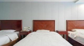 GreenTree Inn JiangSu WuXi BinHu TaiHu Pearl Development Mansion Business Hotel - 3