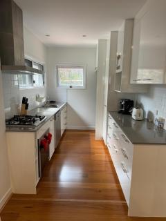 Central Teneriffe, walk to river, onsite parking - 4