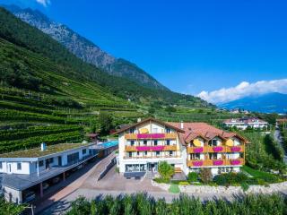 Hotel Flora - Algund - 0