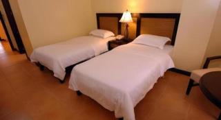 Planta Centro Bacolod Hotel & Residences - 9