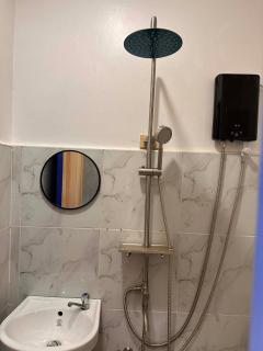 Hillside Station - Fan Room - 01A - 7