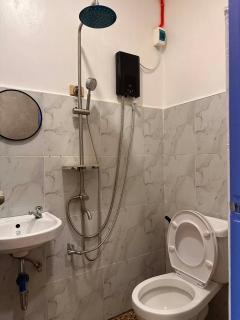 Hillside Station - Fan Room - 01A - 6