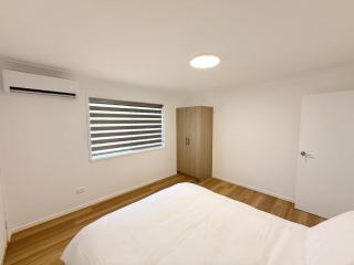 Pet friendly & Sunnybank Luxury House - 8