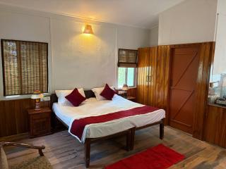 The Wild Escape Farmhouse Retreat - 1