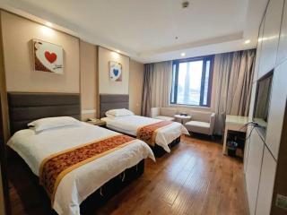 GreenTree Alliance Zhengzhou Railway station West Square Hotel - 9