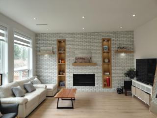 BRAND NEW LUXURY 4 Beds 4 baths Home Langley Perfect for Families and Groups - 7