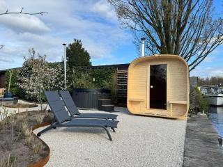 Het huisje aan het water in Loosdrecht - 6