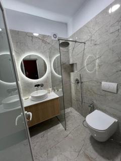 Lovely 2 bedroom apartment with a great sea view - 1