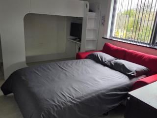 Luxury level access home close to the North Coast - 1