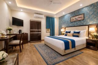 Hotel WHITE & BLUE Delhi Airport - 3