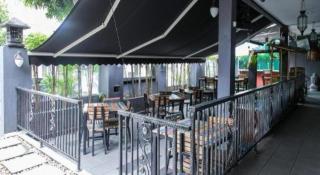 OYO 101 V'la Heritage Hotel - 7