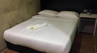 Monaco Boutique Hotel Kampung Air - 5