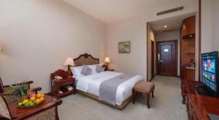 Kunming Plateau Pearl Hotel - 1