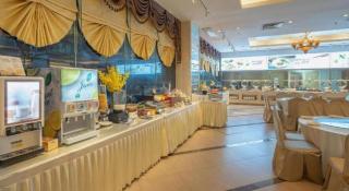 Vienna Hotel 5.0 Qingyuan City Plaza Lianjiang Road - Qingyuan - 4