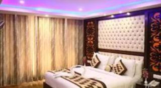 The Pearl Grand Hotel - 4