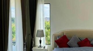 Mid-Mountain Home - 6