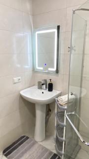 Pirosmani 18D, 11 floor - 1