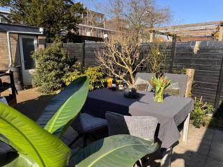 Holiday Home in Center Haarlem near Bloemendaal-Zandvoort Beach private garden - 6