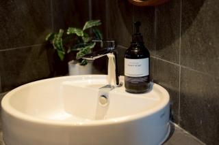 Kozy Premier Room 1BR Cozy Living - 2