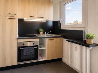 Studio 26 m2 à Mulhouse - Terrasse & Stationnement - Accès UHA & Tram - 9