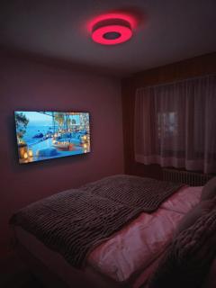 Panorama View, Balcony, 6min Walk to Lift, Modern - 5