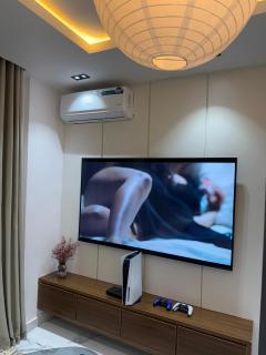 Mex cozy 1 bed at Lekki phase1 - 1