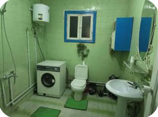 Spacious Garden-View Downtown - 6