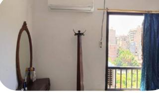 Spacious Garden-View Downtown - 5