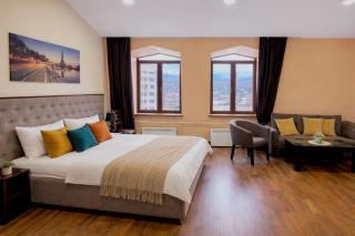 Elegant Studio, Near Republic Square - 0