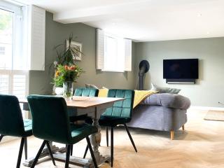 The Old Stables - 1 Bed Apartment - Town Centre - Parking Permit - 7
