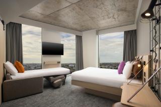Moxy Dublin Docklands - 5