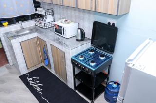 Gee Homes and Stays - 7