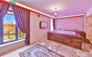 Noble Crown Stone House Cappadocia - 3