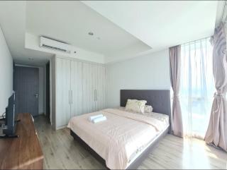 STYLISH SPACIOUS 2 BEDROOM FLAT SCBD THAMRIN RESIDENCE APARTMENT 5 MINUTES AWAY FROM GRAND INDONESIA MALL NEW FURNITURE BEST FACILITIES 67 SQM Free PARKING - 3