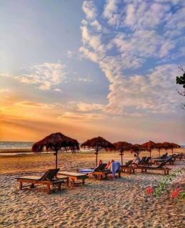 Bay Breeze Hotels and Resorts - 6