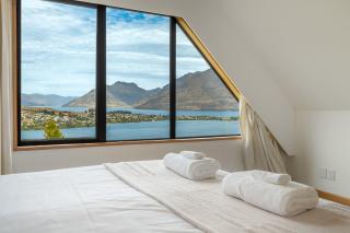 Elevated Outlook - Close to Town - Lake Views - 4