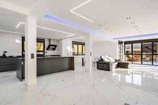 Amazing Luxury Villa - 0