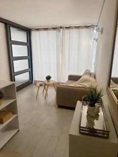 Modern apartment, comfortably equipped, good location - 0