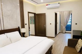 Modern 1BHK, Zeta ISL, Pool, Mall, Views - 7