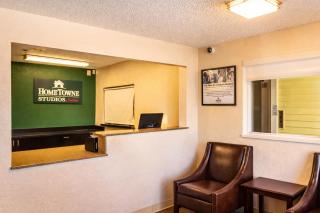 HomeTowne Studios by Red Roof Houston - West Oaks - Energy Corridor - 3