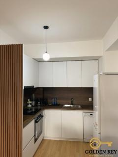 Skyline Apartment - by Golden Key - 7