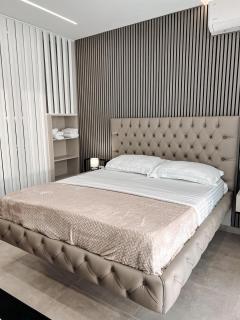 Sunrise City Tirana Apartment - 1