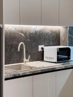 Sunrise City Tirana Apartment - 6