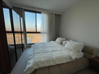 ELITE Skyline 3BR - Aeon Towers - 3