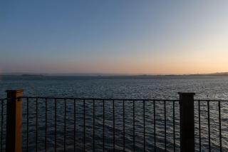 2 Bed apartment in a fantastic waterfront setting - 4