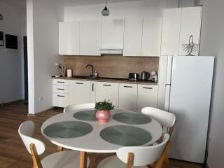 Central Comfort Studio with Free Parking - 4