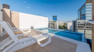 Modern 1BR Walk to Malls Gym Pool & City View - 4