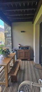 Les reflets du lac detente et nature à Genos-Loudenvieille classé 4 étoiles devant le lac avec jardin - Génos - 5